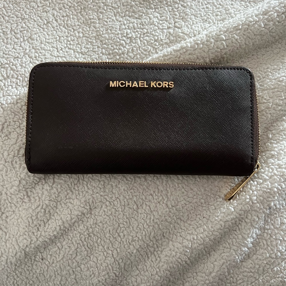 Michael kors large wallet